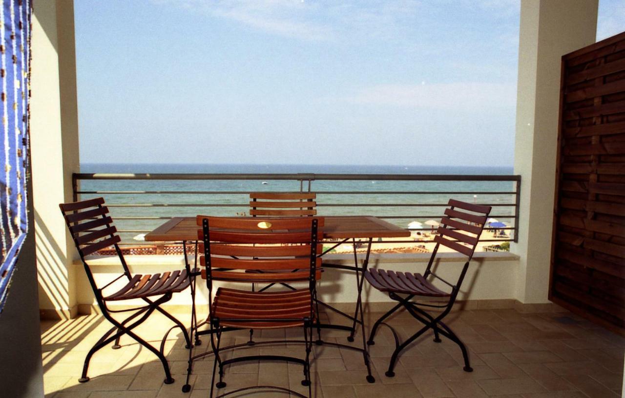 Etruriamare Aparthotel San Vincenzo Exterior foto